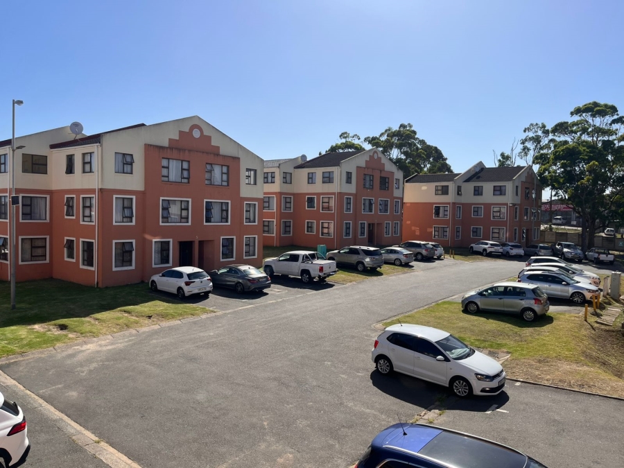 2 Bedroom Property for Sale in Amalinda Eastern Cape